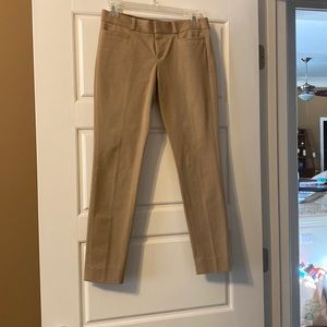 NWOT -kakhi 00p Sloan Banana Republic dress pants, back pockets sewn together